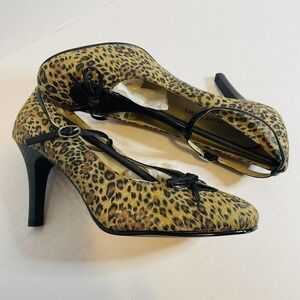 NEWPORT NEWS High Heels Black Brown Leather Pumps Designer Size 6 Animal Print
